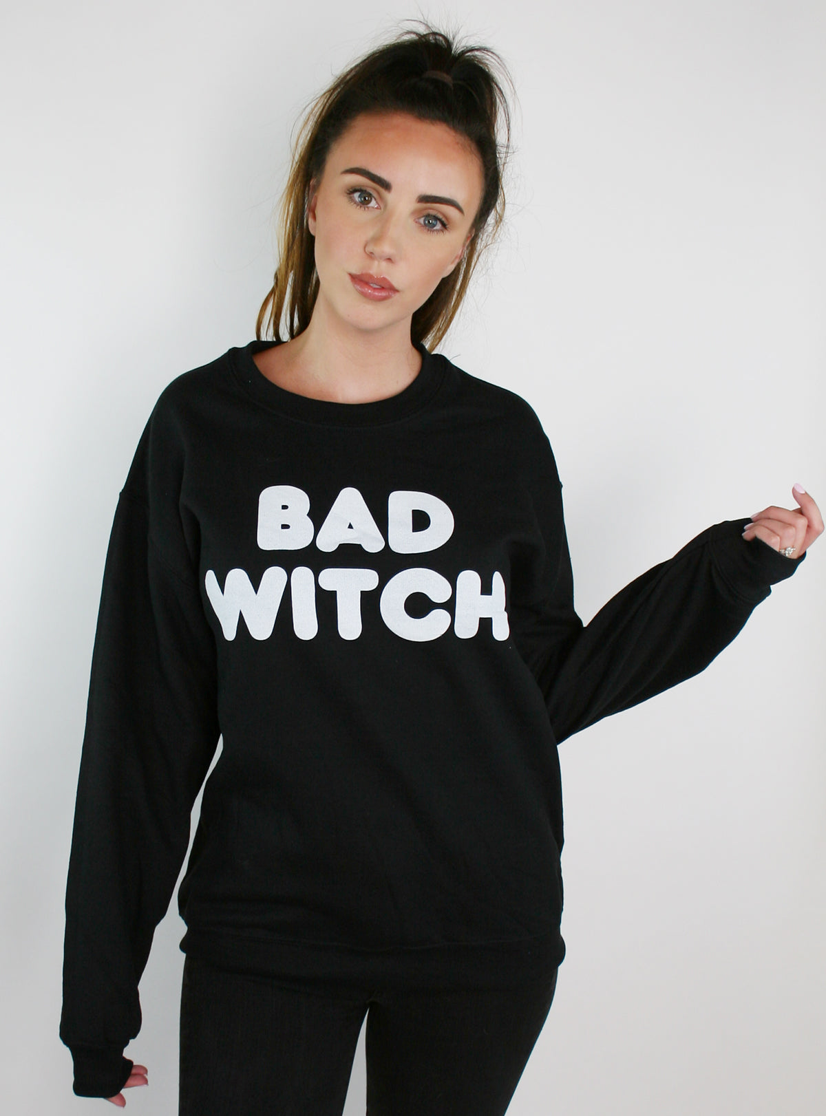 BAD WITCH PULLOVER